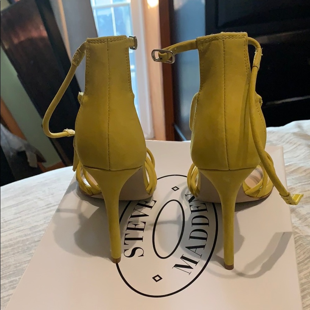 Shoes - Picture 3 of 6